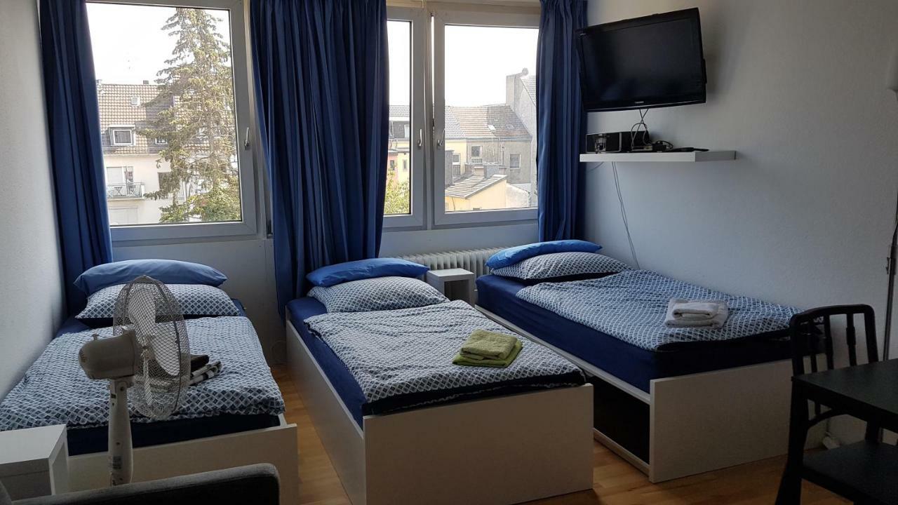 Sonniges Modernes Appartement Hoehenberg Keulen Buitenkant foto