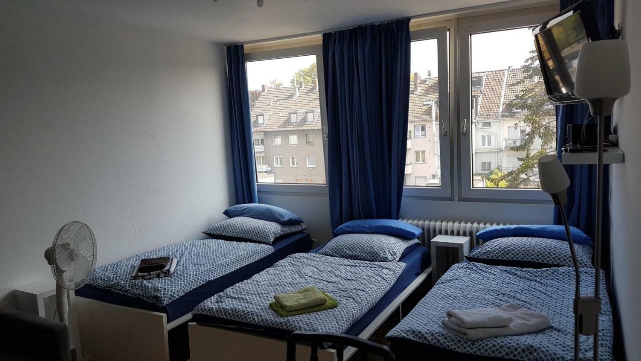 Sonniges Modernes Appartement Hoehenberg Keulen Buitenkant foto