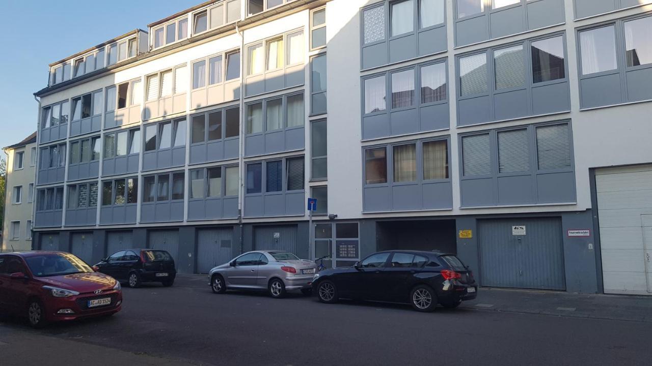 Sonniges Modernes Appartement Hoehenberg Keulen Buitenkant foto