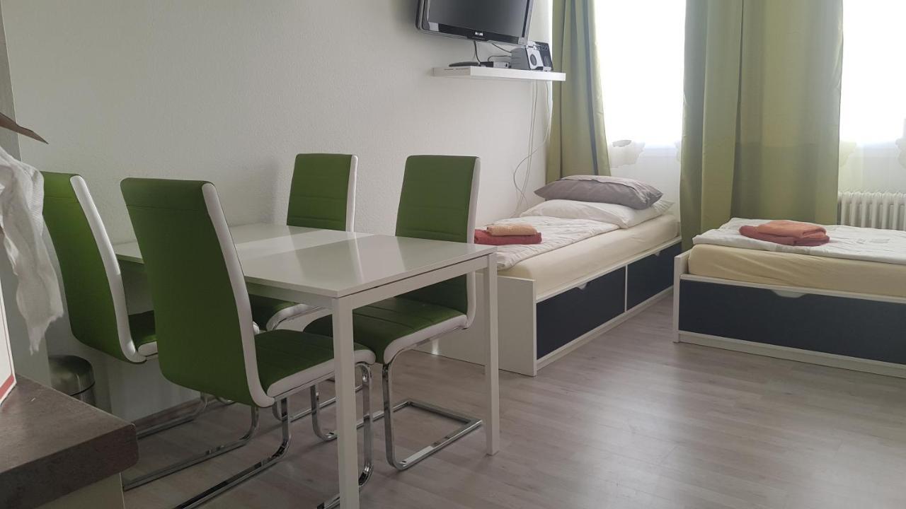 Sonniges Modernes Appartement Hoehenberg Keulen Buitenkant foto